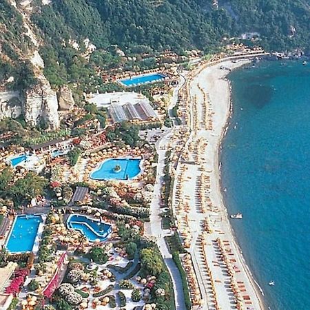 Appartamenti Su Piazza Matteotti Forio Centralissimi 외부 사진